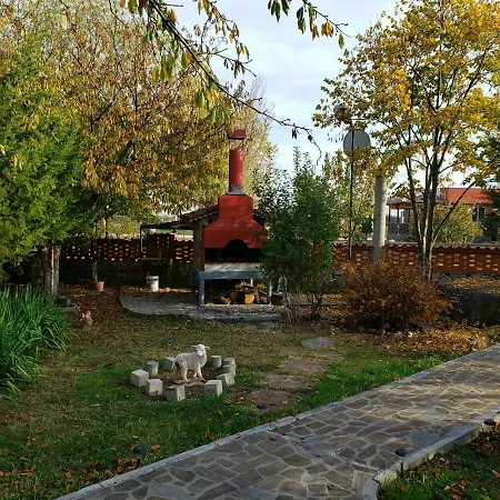 стаи за гости Holiday Garden בית הארחה *